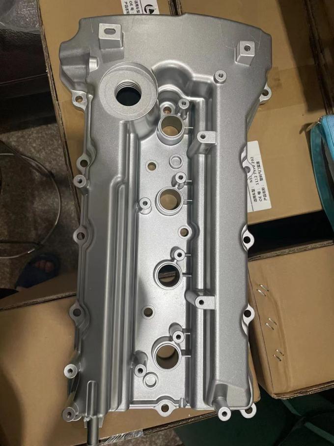 224102G100 Automobile Engine Parts Hyundai Valve Cover For IX35