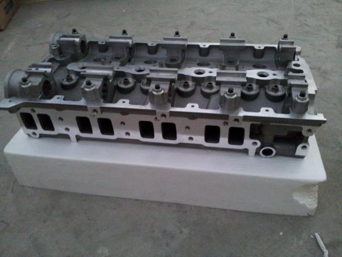 Hyundai Terracan Parts J3 Engine Cylinder Head 22001 - 4XA00 2.9CRDI 1