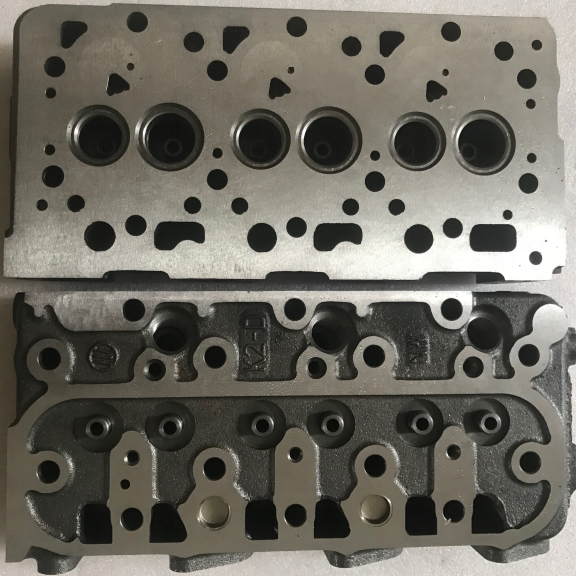 1602503043 Engine Cylinder Head For Kubota D1005 Forklift Cylinder Head