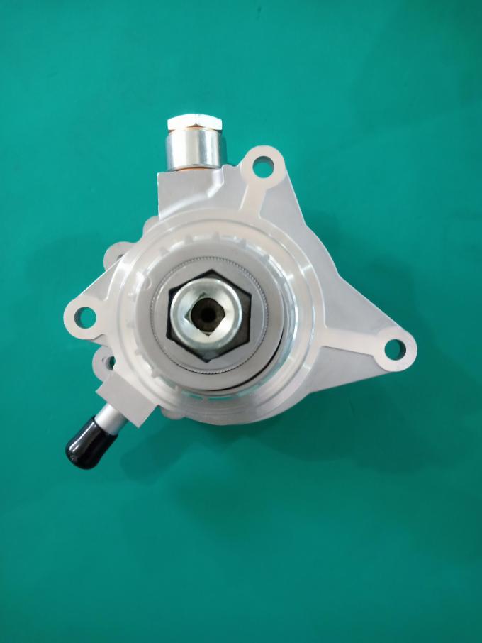 14650EB70A 14650VK50A YD25 Nissan Navara Vacuum Pump