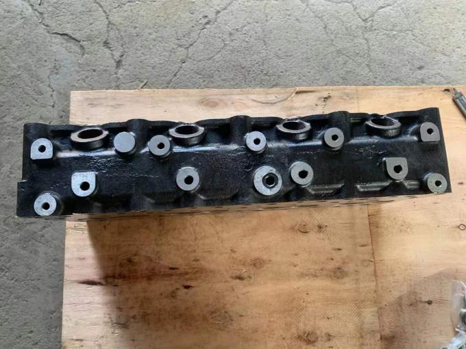 Complete Cylinder Head For ISUZU C240 5111102070 Diesel 8V / 4CYL