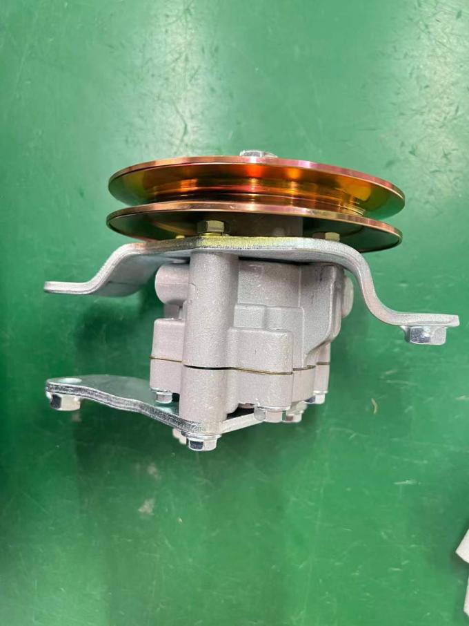 Hydraulic Power Steering Pump for NISSAN TD27 491105T100 / NISSAN TD25